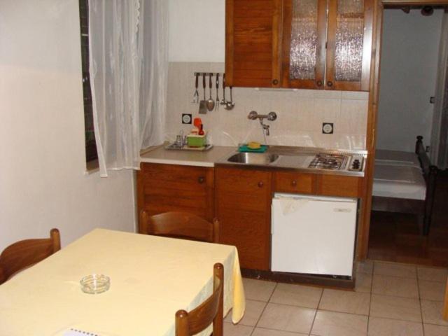Apartmani Svetina โวดีเซ ภายนอก รูปภาพ