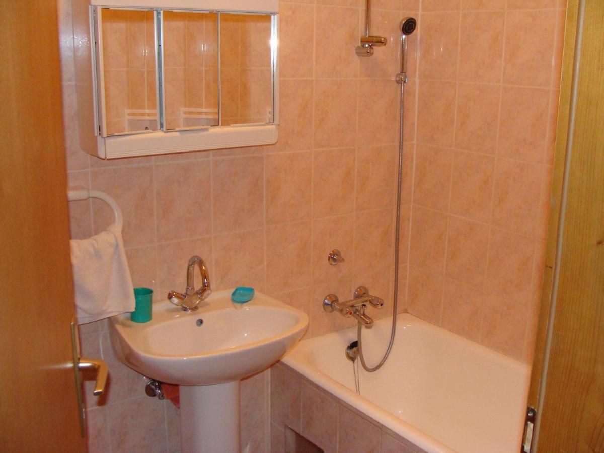 Apartmani Svetina โวดีเซ ภายนอก รูปภาพ