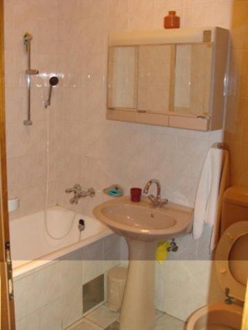 Apartmani Svetina โวดีเซ ภายนอก รูปภาพ